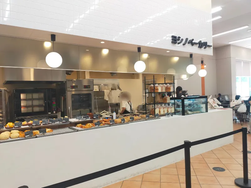 ヨシノベーカリー　店内