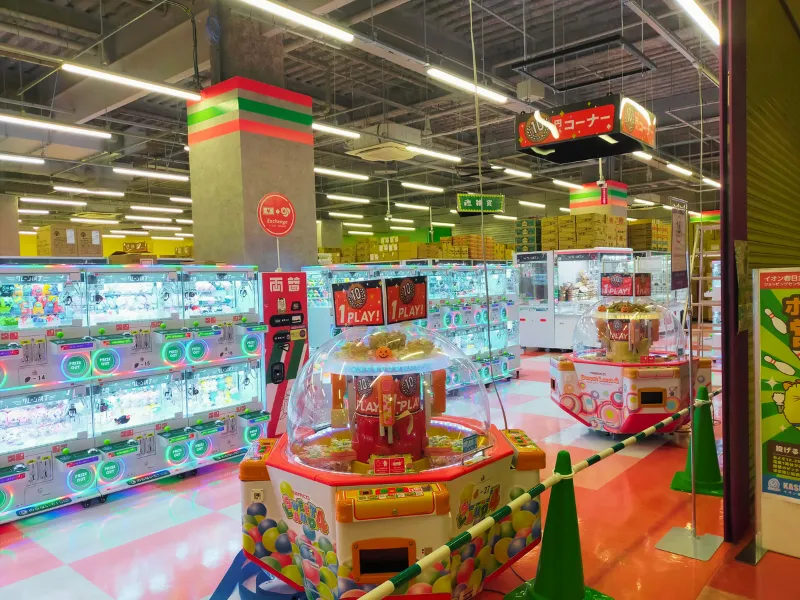 クレーン横丁 極 春日井店のクレーンゲーム
